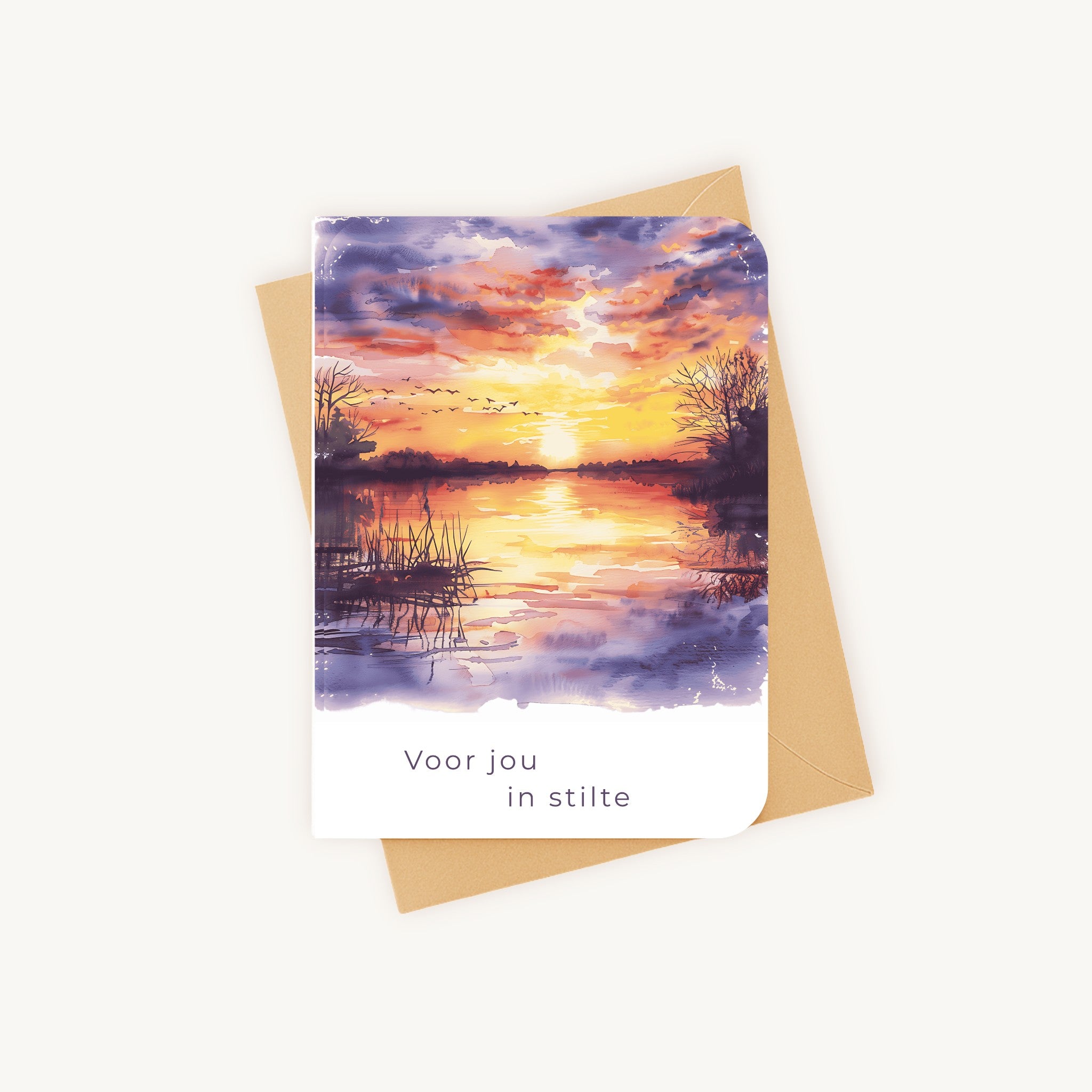 Condoleancekaart meer ondergaande zon liggend naast bijpassende kraftenvelop