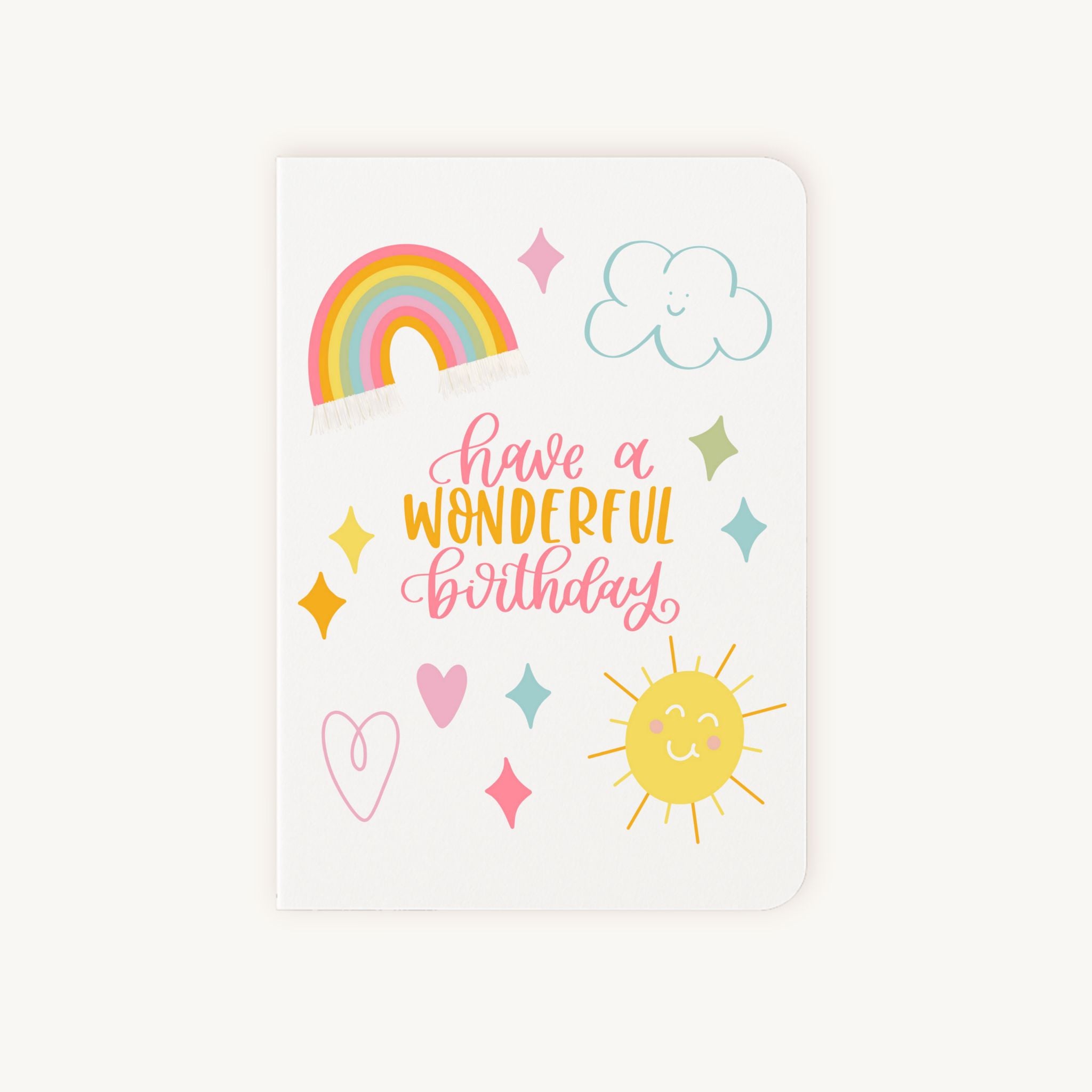 Verjaardagskaart regenboog voorkant met tekst Have a wonderful birthday, zon en hartjes