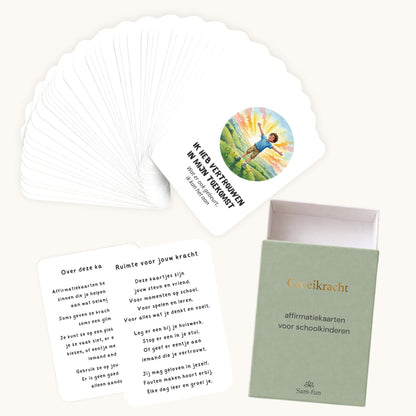 Inhoud van de set affirmatiekaarten voor schoolkinderen met subtekst in aquarelstijl