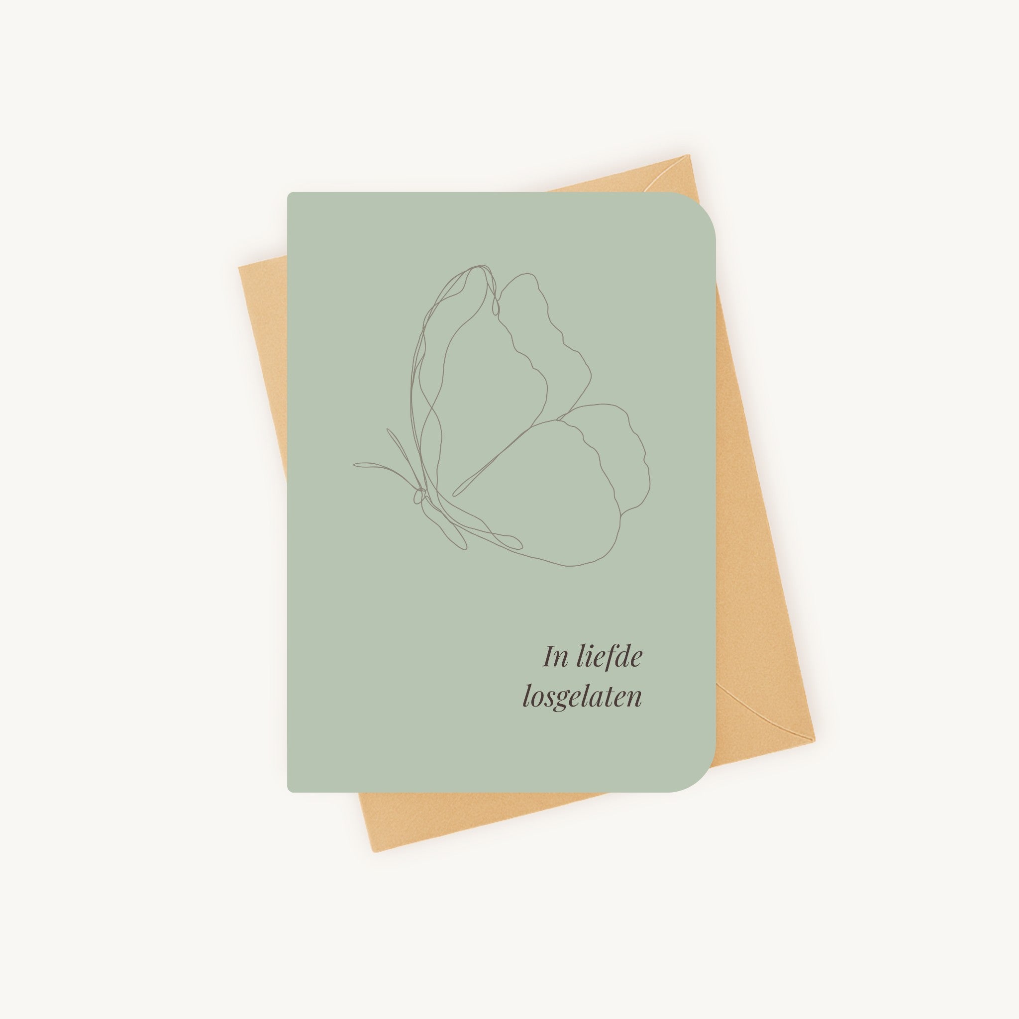 Condoleancekaart vlinder liggend met kraft envelop