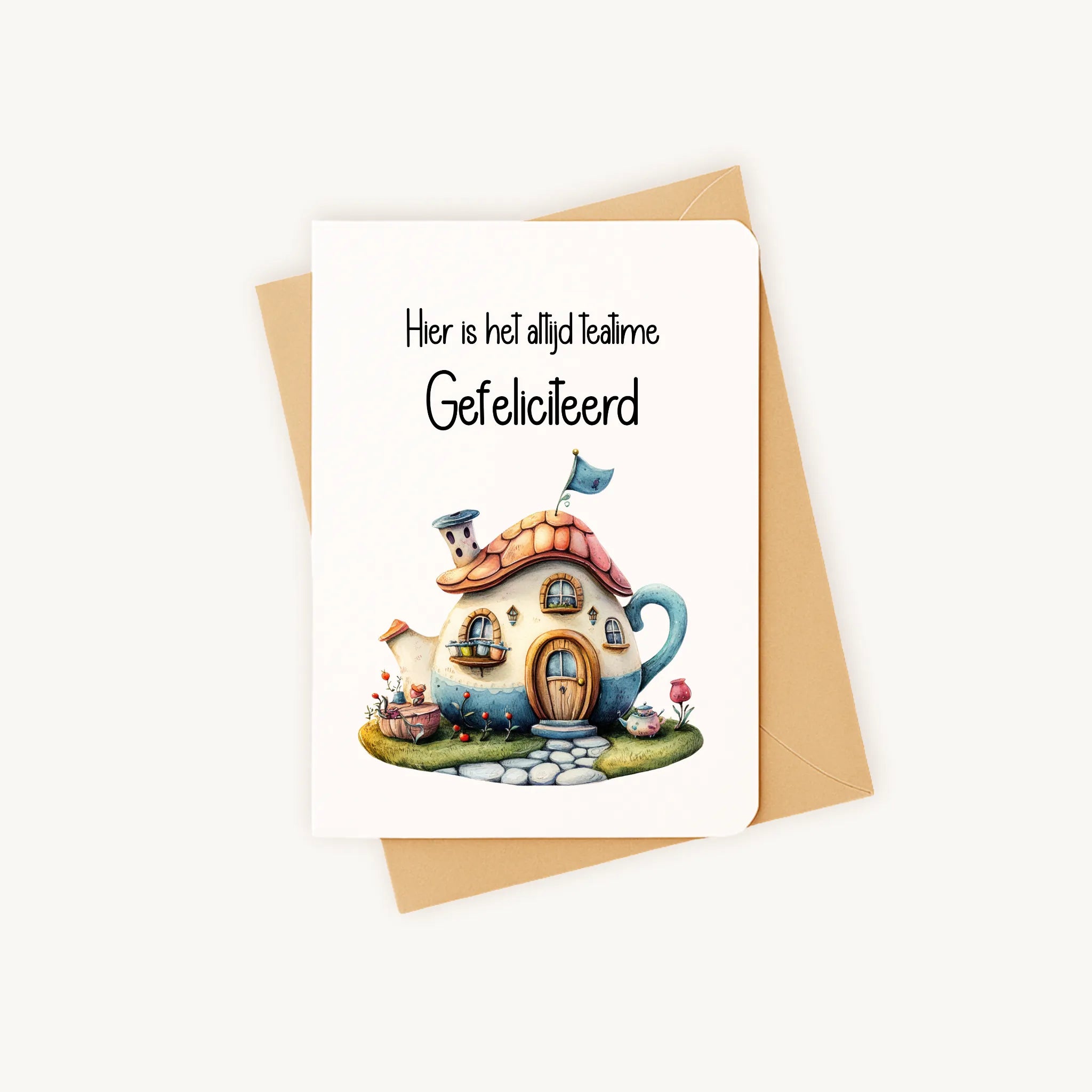 Staande kaart met theepot huis illustratie op kraftenvelop.