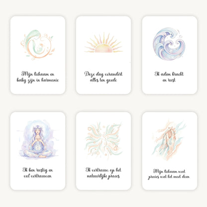 Flatlay van 6 dreamy boho aquarelkaarten met korte affirmaties rond bevalling, in zachte natuurlijke tinten met afgeronde hoeken en een serene, warme uitstraling.