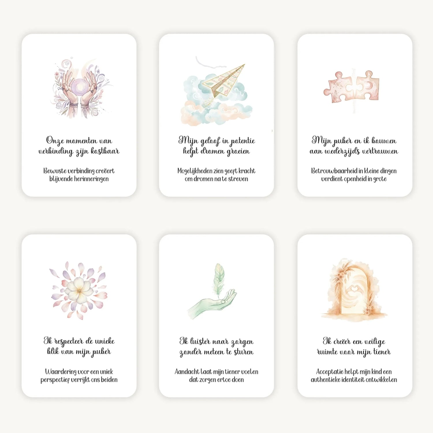 Flatlay van 6 dreamy boho aquarelkaarten met affirmaties en subtekst over het opvoeden van pubers en tieners, in zachte natuurlijke kleuren met afgeronde hoeken en een dromerige, verfijnde uitstraling.