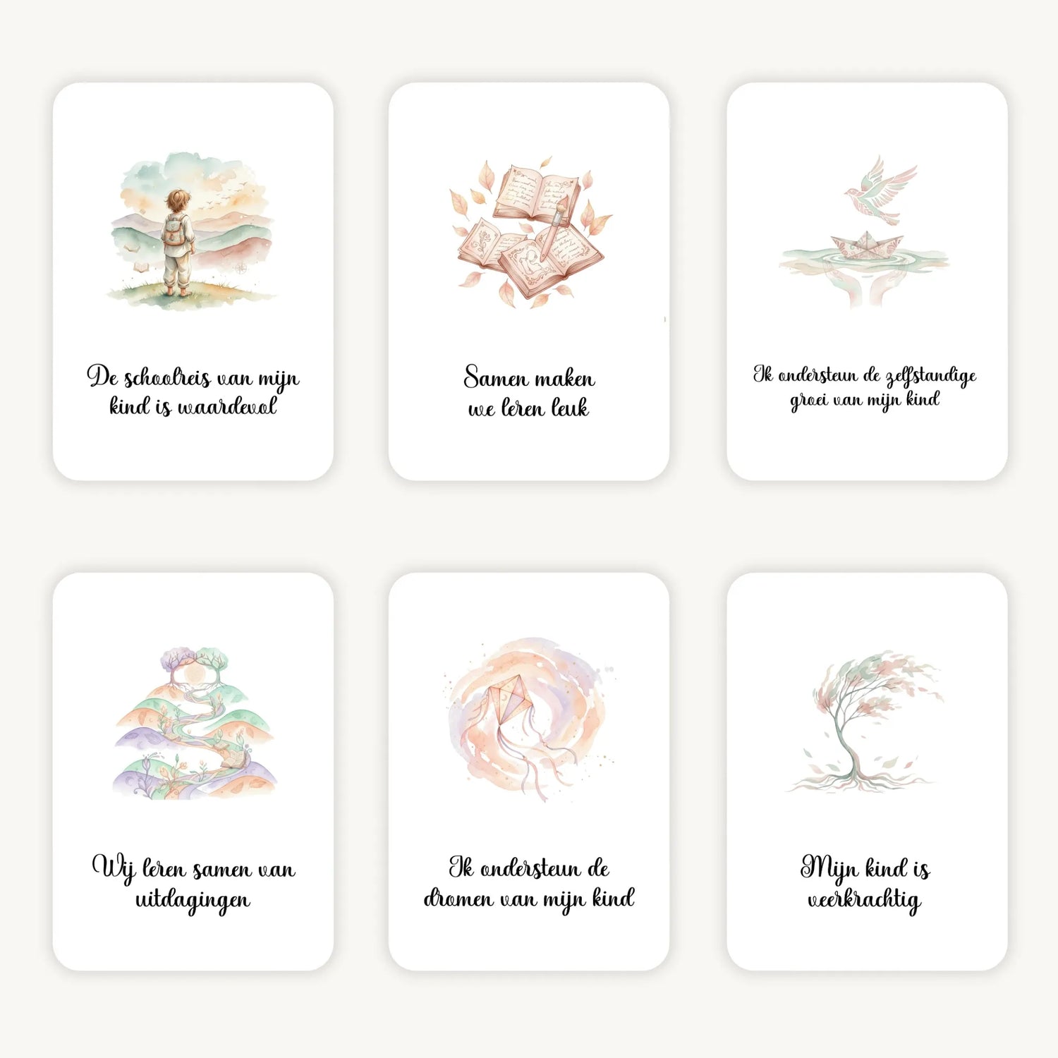 Flatlay van 6 dreamy boho aquarelkaarten met korte affirmaties over het opvoeden van schoolkinderen, in zachte natuurlijke tinten met afgeronde hoeken en een warme, harmonieuze uitstraling.