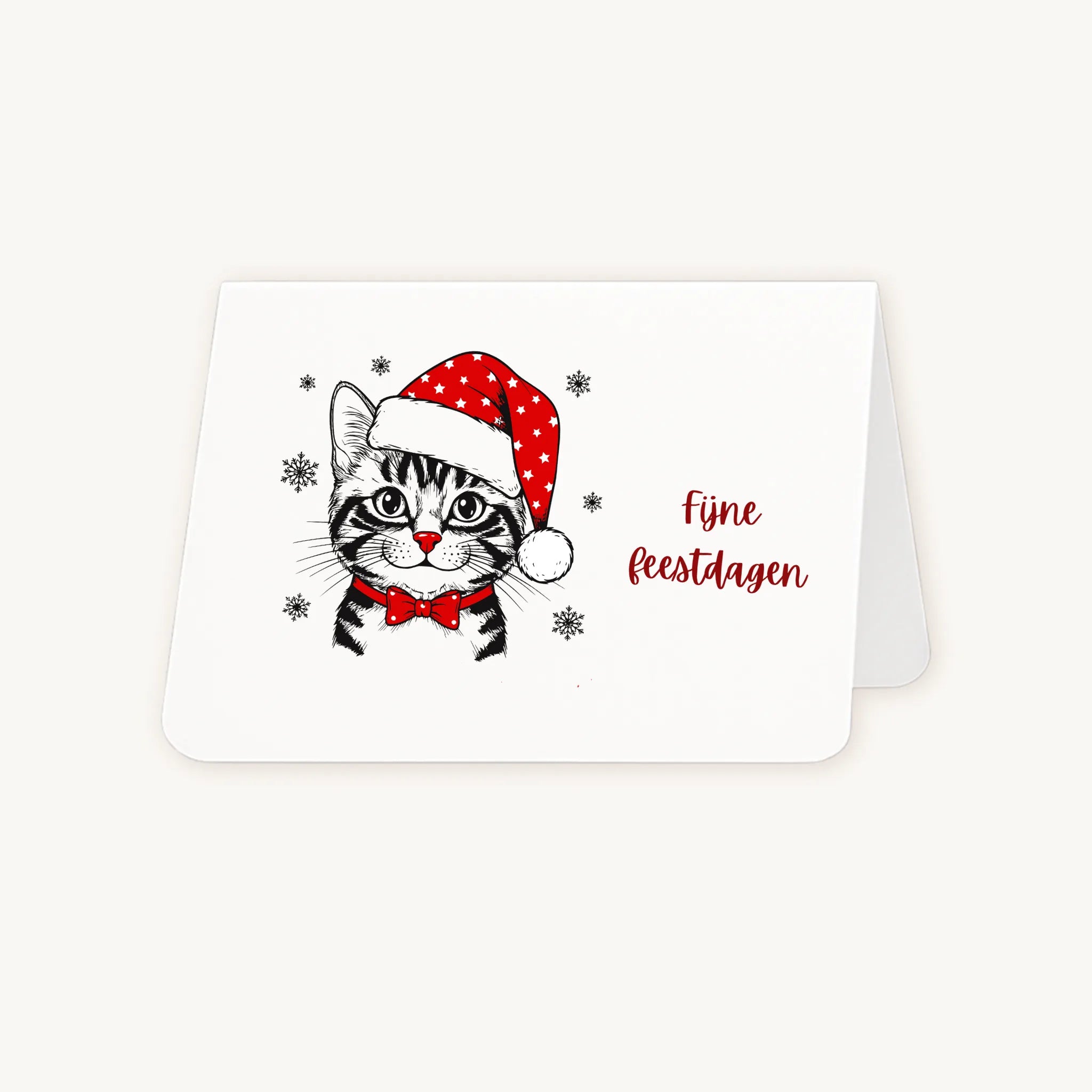 Liggende kerstkaart half geopend met aquarel kerstkat en sierlijke feesttekst.
