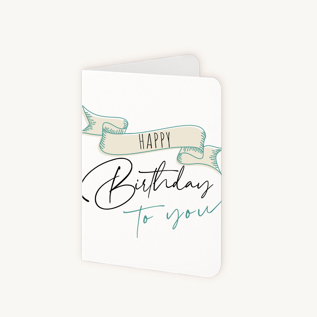 Klassieke verjaardagskaart half geopend toont witte binnenkant A6-formaat