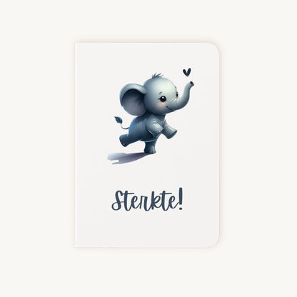 Sterkte kaart met vrolijk olifantje en tekst Sterkte in speelse letters