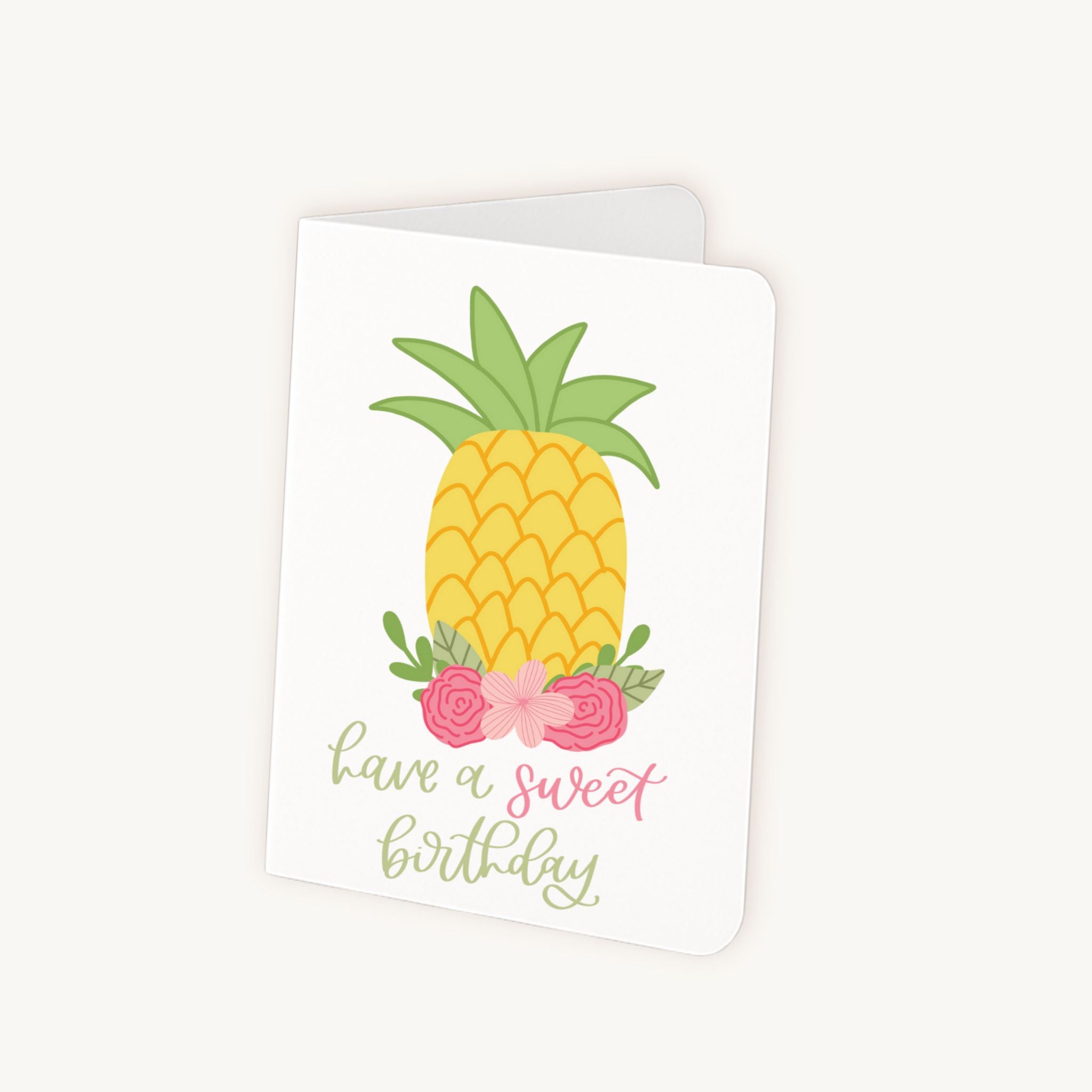 Verjaardagskaart ananas half geopend toont binnenruimte voor tekst