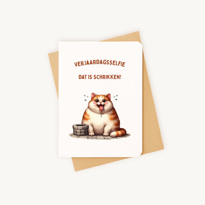 Verjaardagskaart dikke kat met kraft envelop