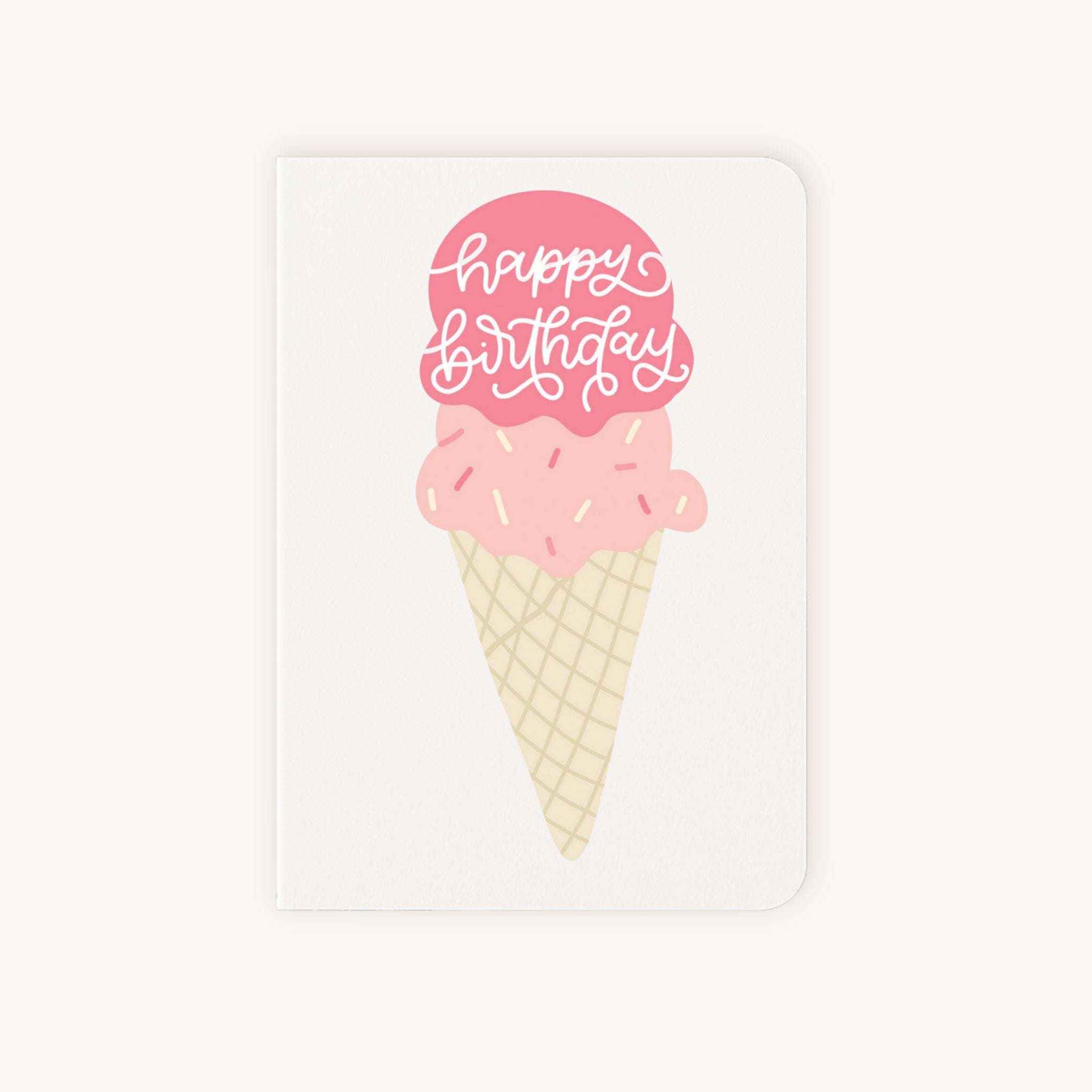 Verjaardagskaart ijsje voorkant met happy birthday tekst en kleurig ijsje design