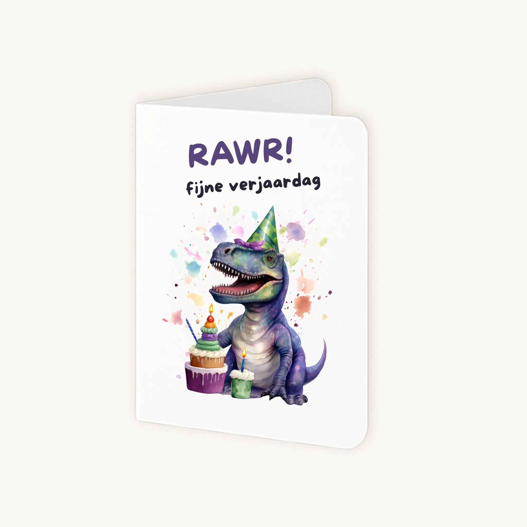 Staande verjaardagskaart half geopend met dinosaurusillustratie.