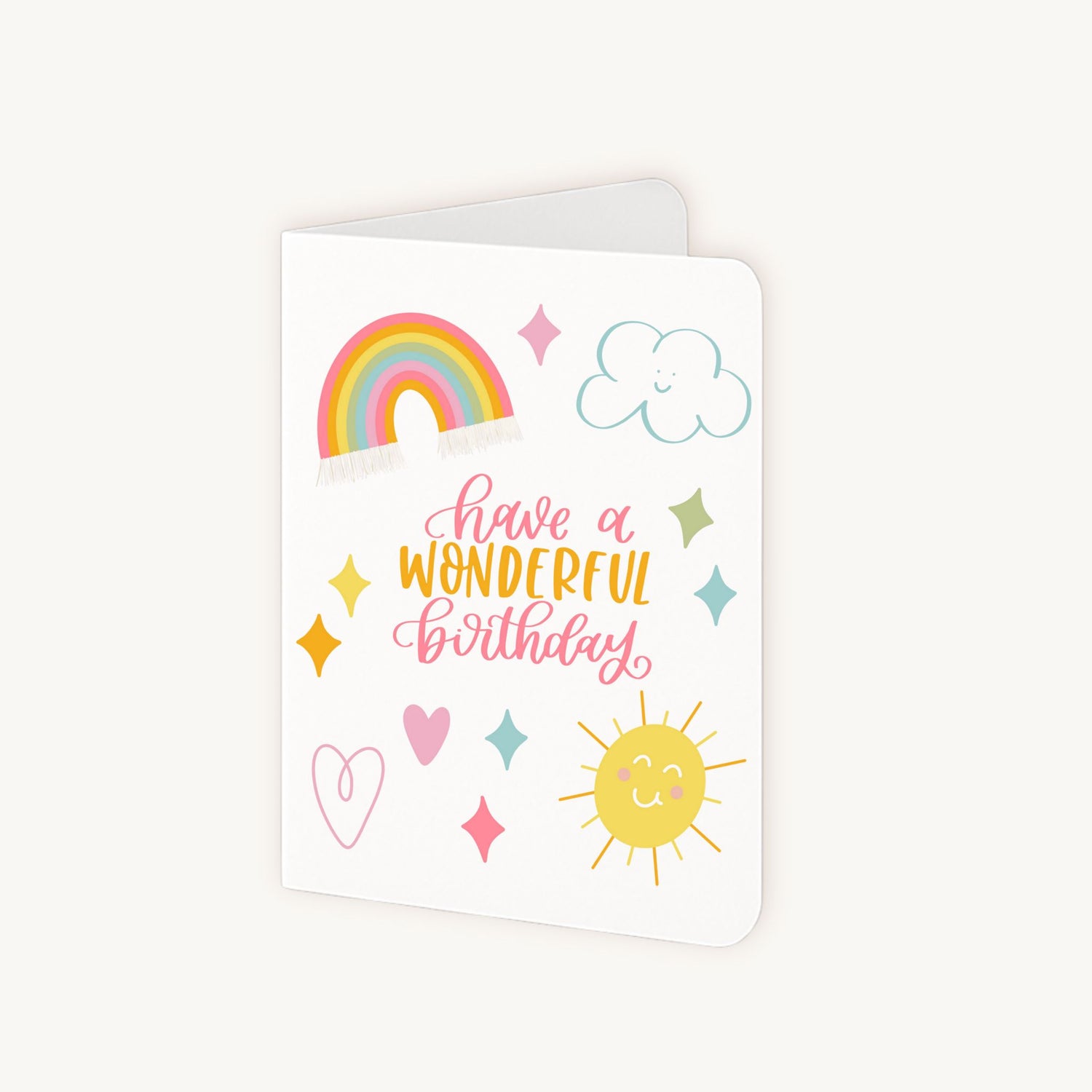 Verjaardagskaart regenboog half geopend toont binnenkant voor persoonlijke boodschap